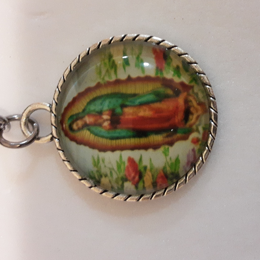 Fashion Keychain - Picture 4 of 4